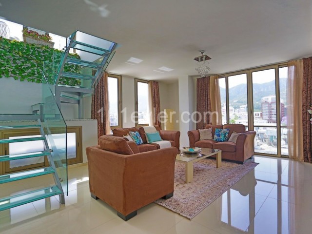 ULTRA LUXURIOUS FLAT IN THE CENTER OF KYRENIA. ** 