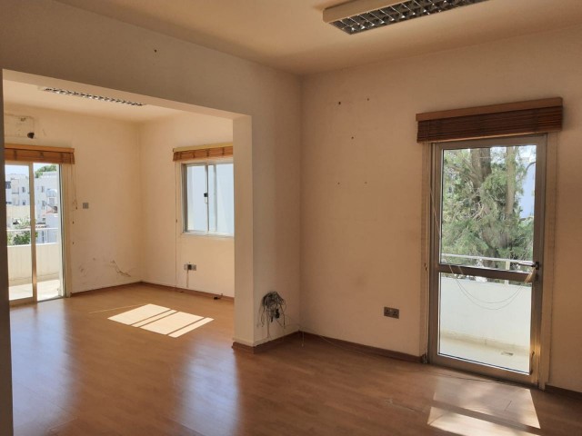 Office For Sale in Kumsal, Nicosia