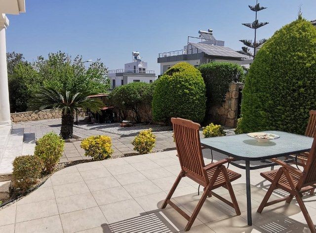 3 BEDROOM  LUXURY VILLA WITH PRIVATE POOL SUPERB SEA VIEWS - SOLE AGENT