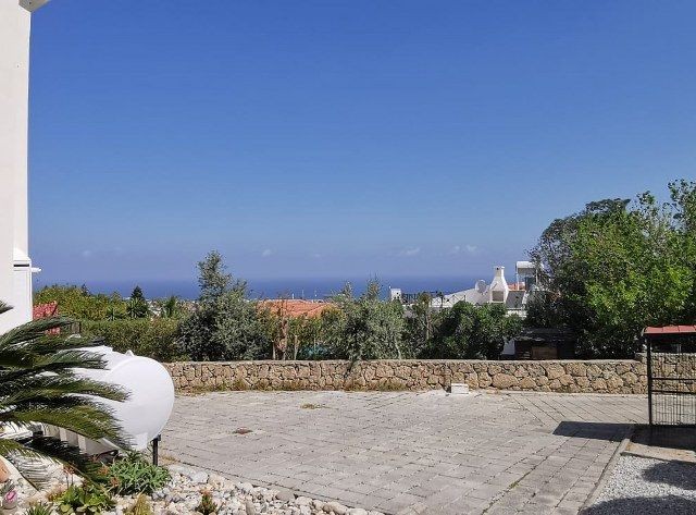 3 BEDROOM  LUXURY VILLA WITH PRIVATE POOL SUPERB SEA VIEWS - SOLE AGENT