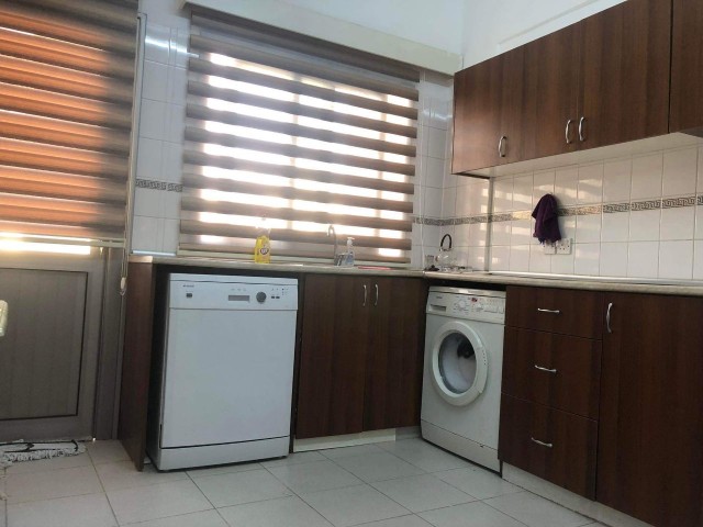 Kaşgar Bölgesinde Satılık 2+1 110 m2 Daire. TEK YETKİLİ