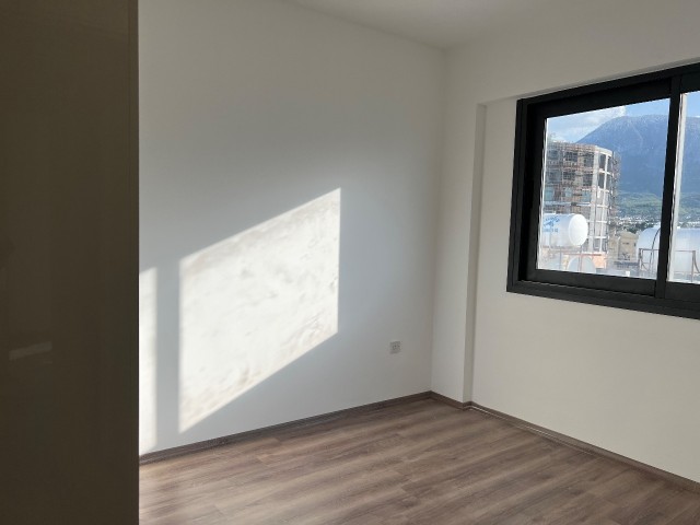 Flat For Sale in Yukarı Girne, Kyrenia