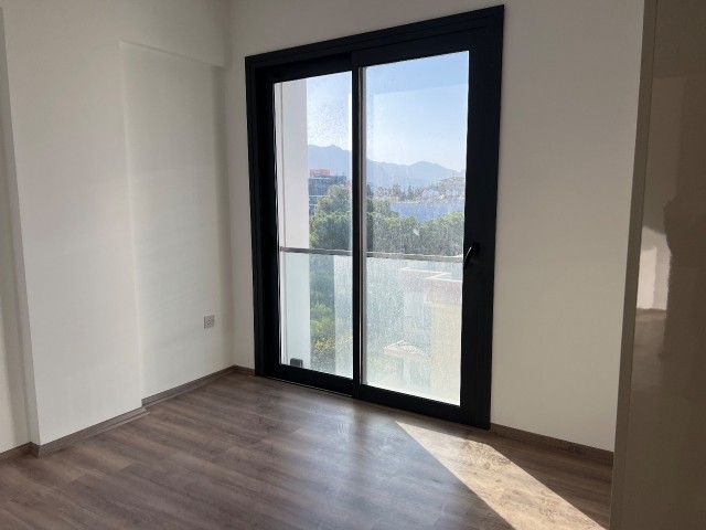 Flat For Sale in Yukarı Girne, Kyrenia