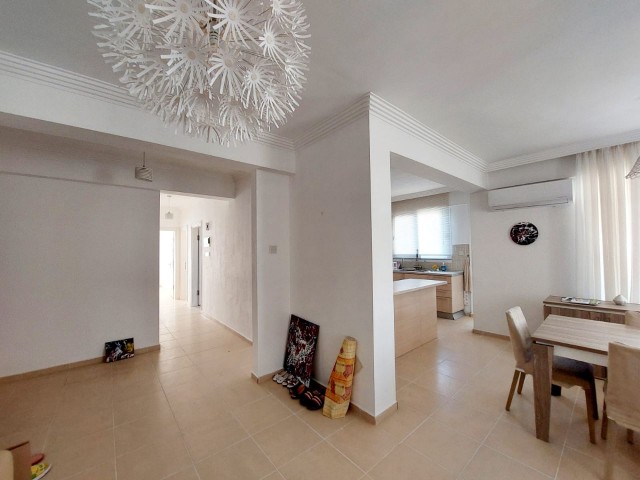 Girne Merkez 3+1 For Sale Flat