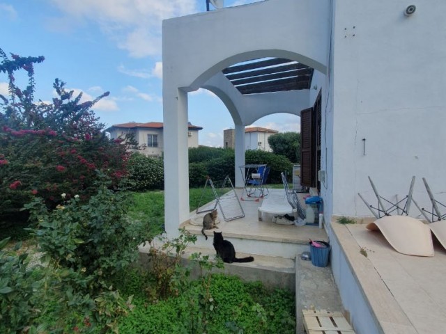 Villa For Sale in Çatalköy, Kyrenia