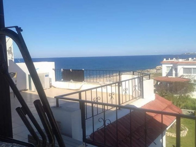 3+1 Penthouse Apartment in Kyrenia LAPTA