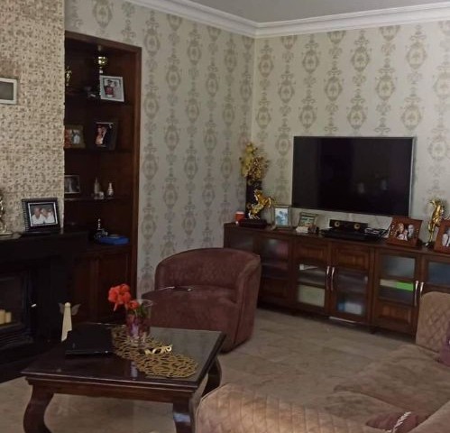 Girne Alsancak 4+1 Satılık Villa 