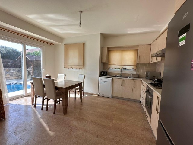 Kyrenia Karsiyaka 3+1 Villa zu verkaufen