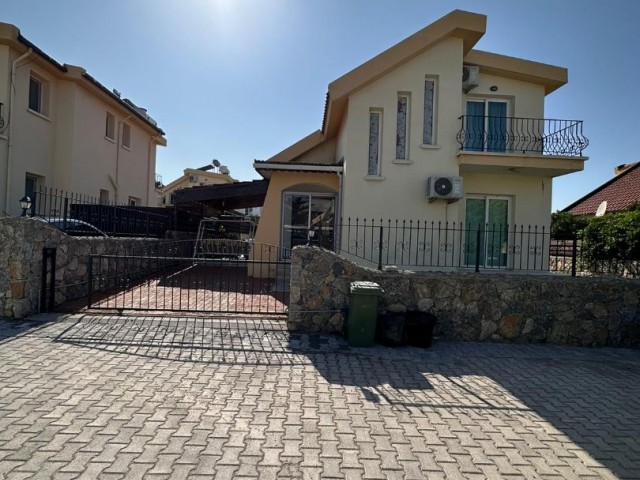 Girne Karşıyaka 3+1 Satılık Villa