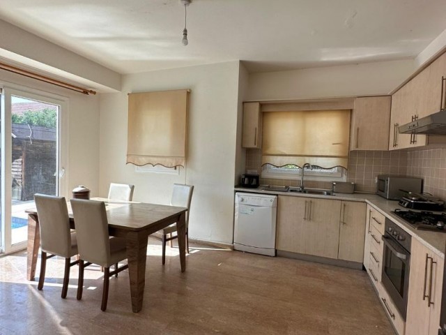 Girne Karşıyaka 3+1 Satılık Villa