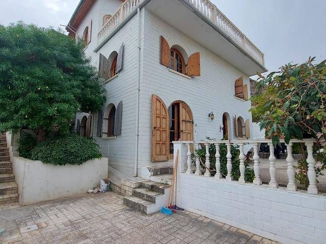 Girne Alsancakta  satılık 5+2 özel villa