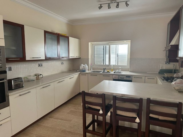 3 bedroom villa for rent with private pool in Ozanköy, Kyrenia