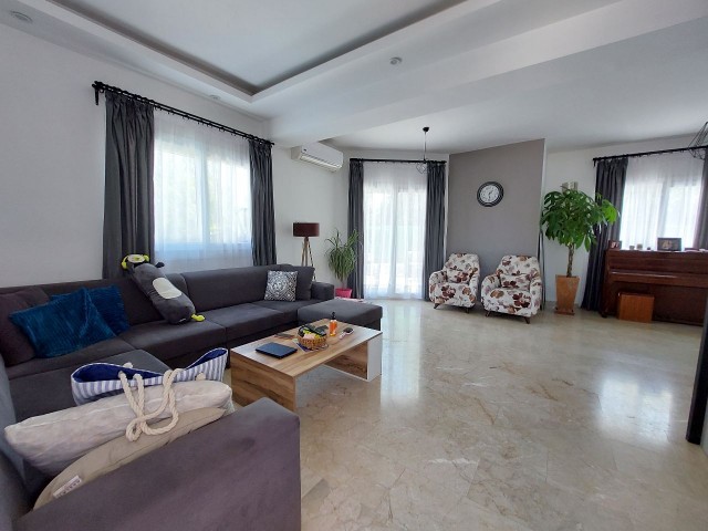 3+1 villa for sale in Alsancak, Kyrenia