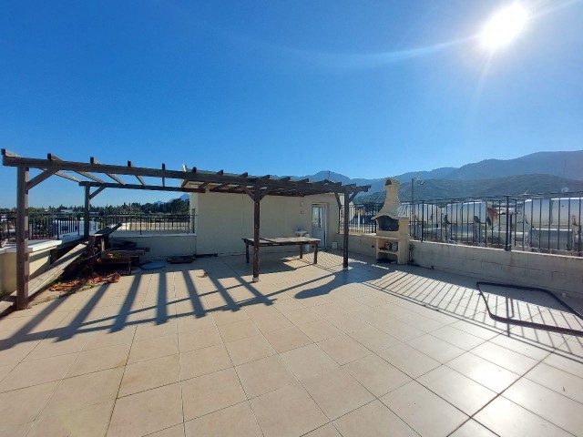 3+1 flat with private terrace for sale in Kyrenia Alsancak