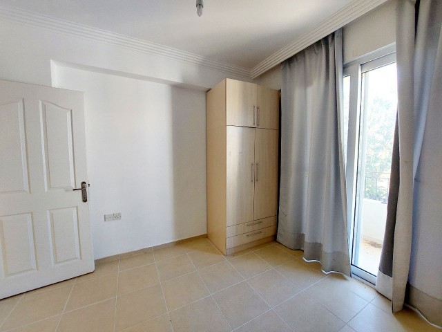 3+1 flat with private terrace for sale in Kyrenia Alsancak