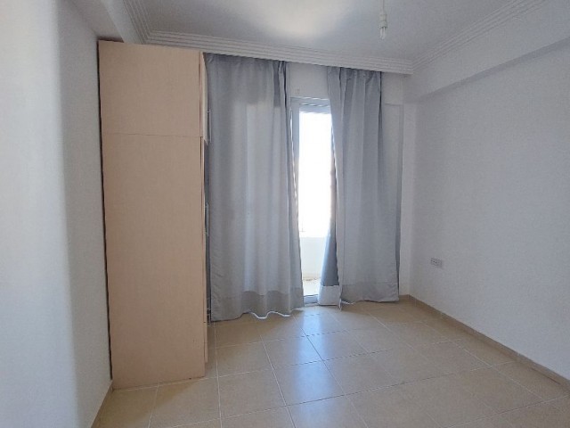 3+1 flat with private terrace for sale in Kyrenia Alsancak