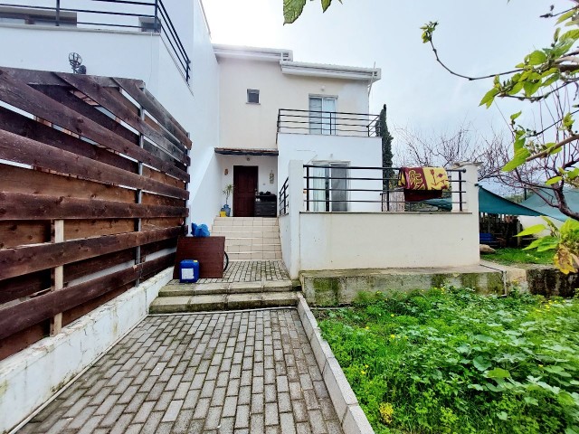 Semi-detached villa for sale in Girne Karaoğlanoğlu (near Gau)