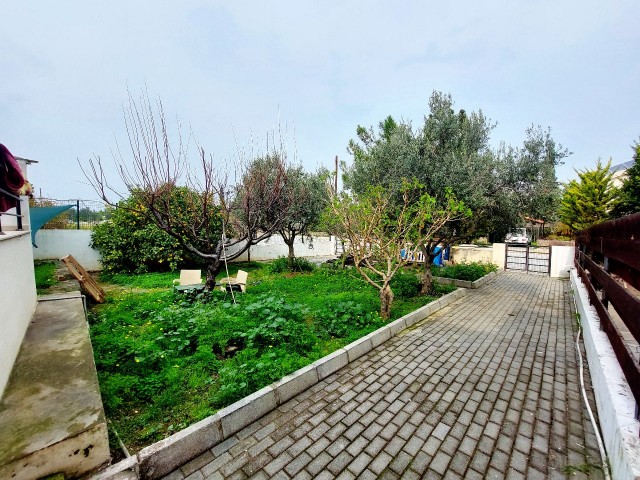 Girne Karaoğlanoğlu ( Gau yakın) satılık ikiz villa