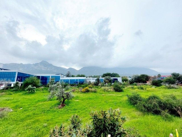 Doppelhaushälfte zum Verkauf in Girne Karaoğlanoğlu (in der Nähe von Gau)