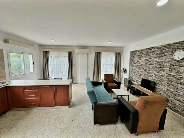 2+1 flat for sale in Girne Karaoğlanoğlu (near Gau)