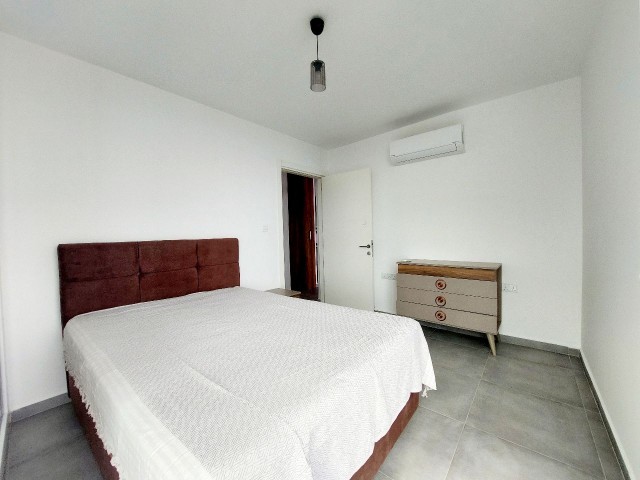 Girne merkezde 2+1 kiralık deniz manzaralı daire