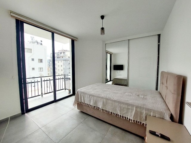 2+1 sea view flat for sale in Kyrenia center