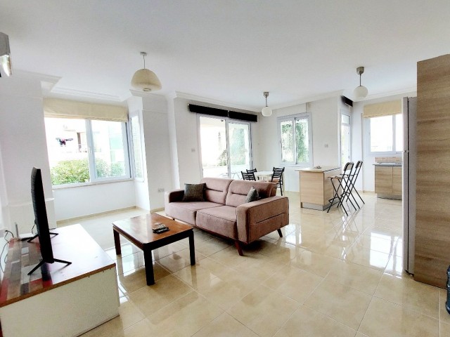 1+1 spacious flat for sale in Kyrenia Alsancak