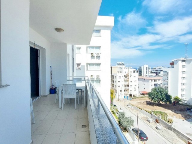 1+1 Wohnung zu vermieten im Zentrum von Kyrenia, 75 m2