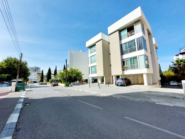 Girne merkezde 1+1 satılık daire