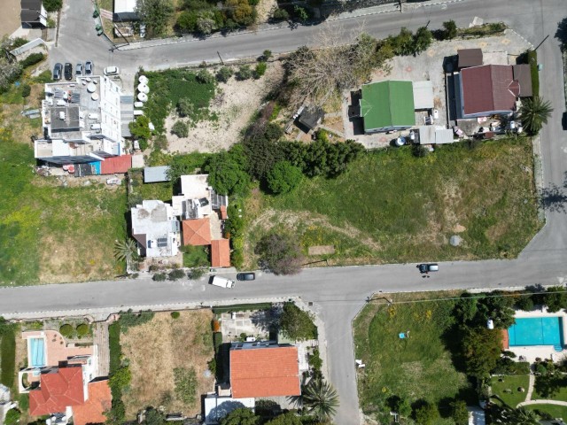 LAND 100 m from the sea for sale in Kyrenia Alsancak, 553 M2