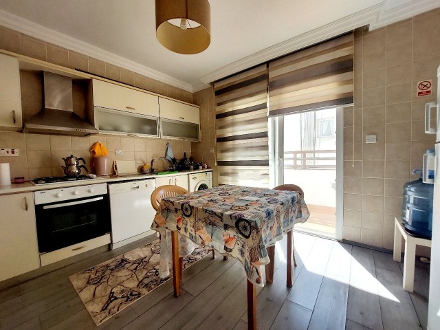 4+1 Penthouse zum Verkauf in Patara im Zentrum von Kyrenia