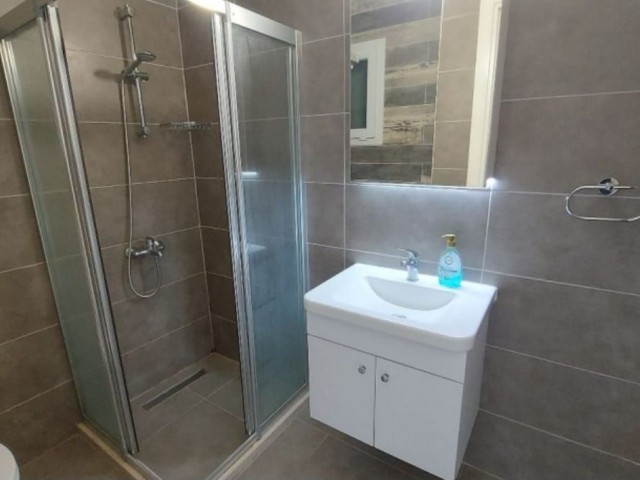 1+1 flat for sale in Kyrenia center with Turkish title