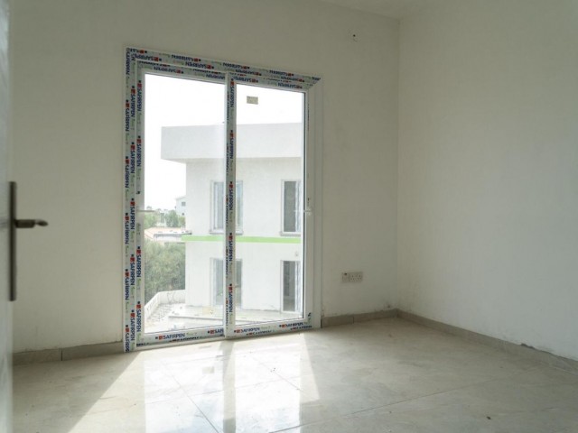 2+1 Girne Lapta  (80 M2)