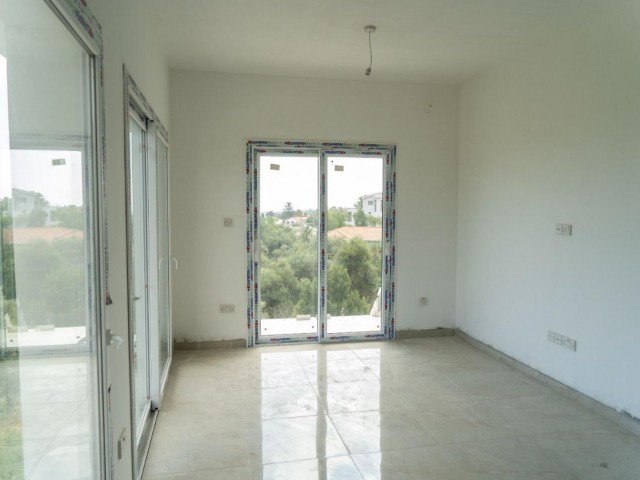 2+1 Girne Lapta (80 M2) ** 