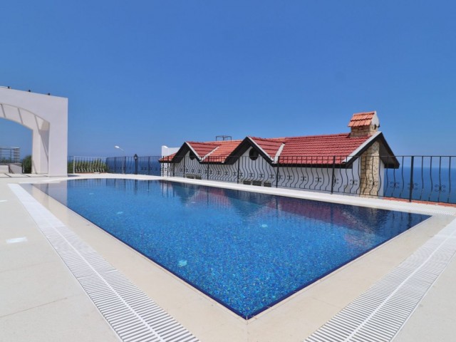 Esentepe, villa 850m2, 3+2, 360000stg ** 