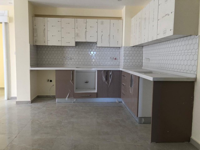 90 meter double bedroom unit in Alsancak, Girne ** 