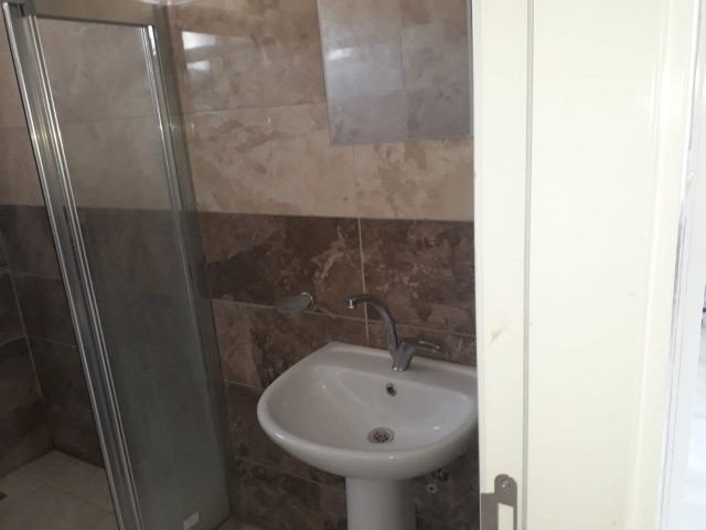 GÖNYELİDE SATILIK APARTMAN DAİRESİ