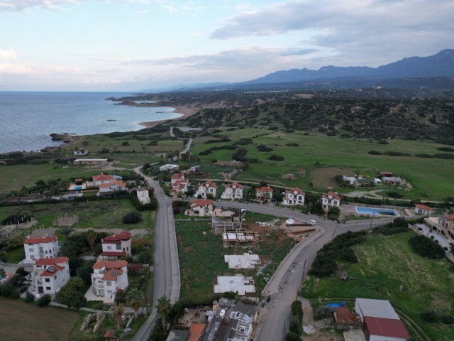 VILLA ZU VERKAUFEN IN KYRENIA ALAGADI