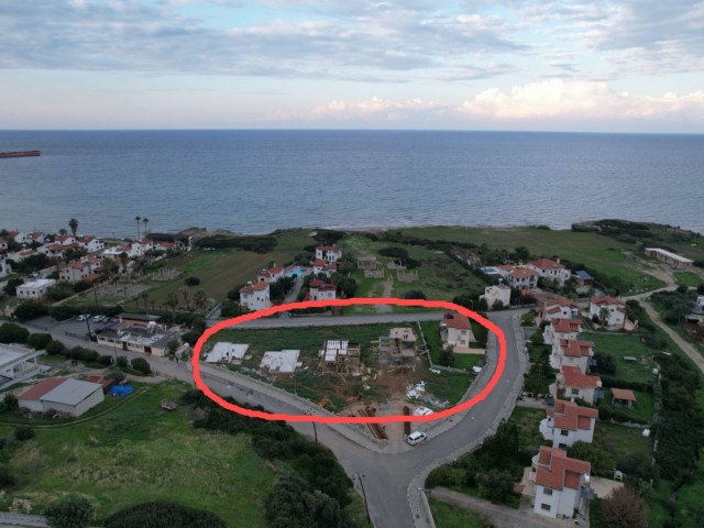 VILLA ZU VERKAUFEN IN KYRENIA ALAGADI