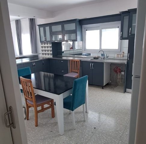 2+1 WOHNUNG ZU VERMIETEN IN GÖNYELİ