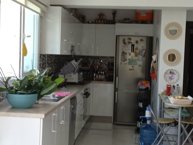 Girne merkezde satılık penthouse