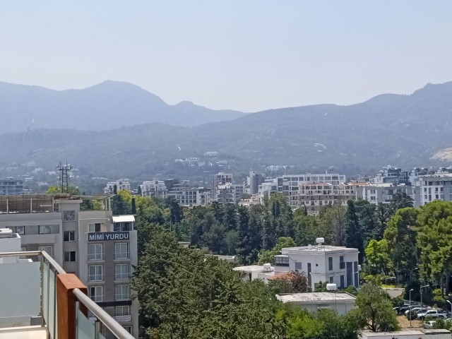 Penthouse im Zentrum von Kyrenia zu verkaufen ** 