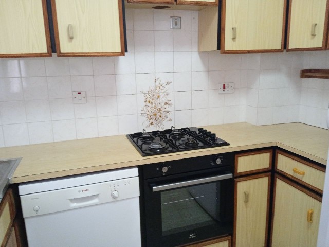 Flat To Rent in Girne Merkez, Kyrenia