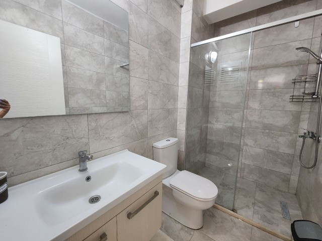 Luxury 2+1 flat for rent in a site with pool in Alsancak