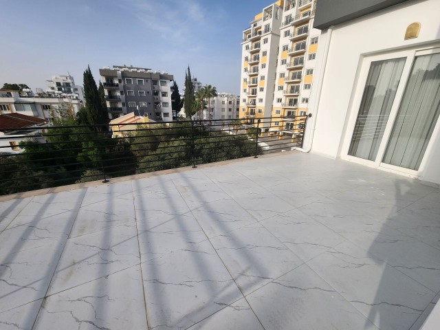 4+1 PENTHOUSE FOR RENT IN KYRENIA CENTER