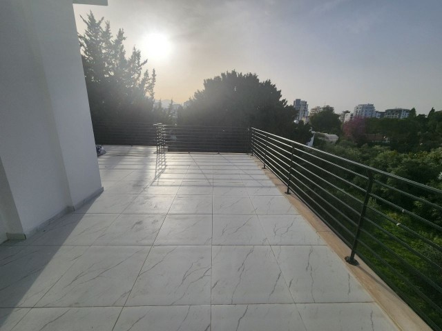 4+1 PENTHOUSE FOR RENT IN KYRENIA CENTER