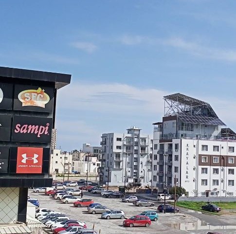 2+1 Wohnung zum Verkauf in der Nähe des Famagusta City Mall