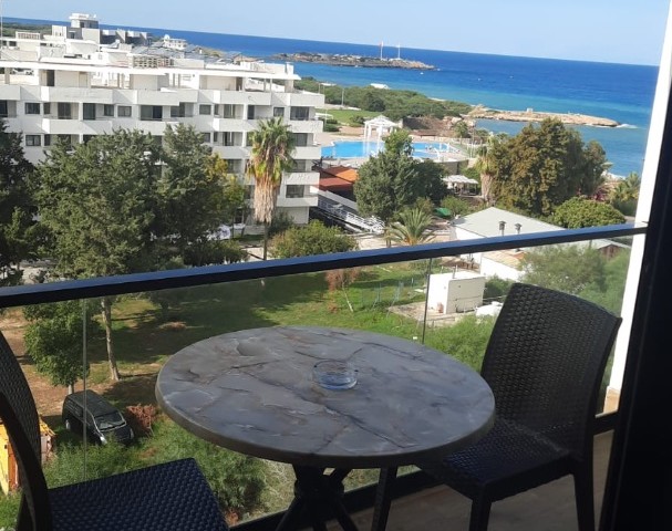 2+1 Daily Rental Apartment in Kyrenia Center