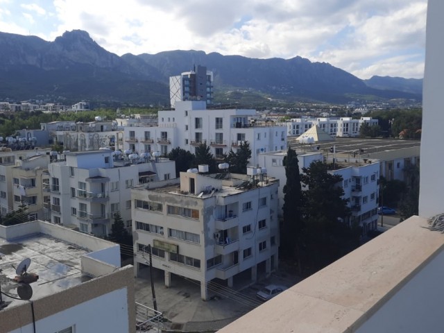 2+1 Daily Rental Apartment in Kyrenia Center