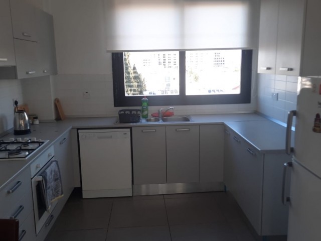 2+1 Flat for Daily Rent in Nicosia Dereboyu